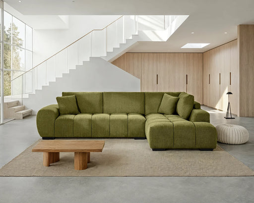Divan sectionnel Olivia vert forêt dans un salon contemporain