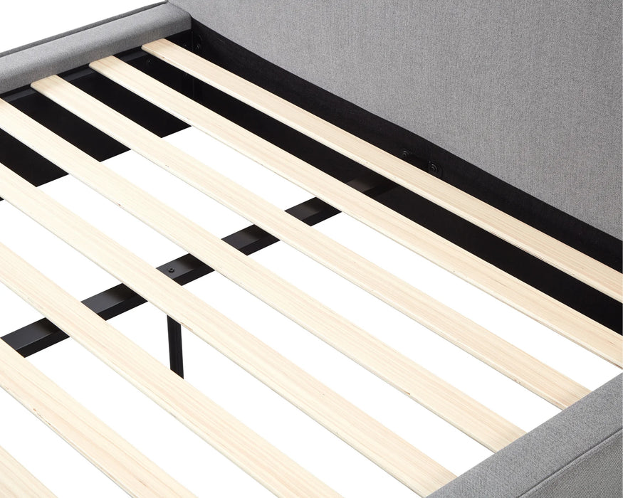 Lattes de bois intégrées base de lit LUDO gris — Nuasis