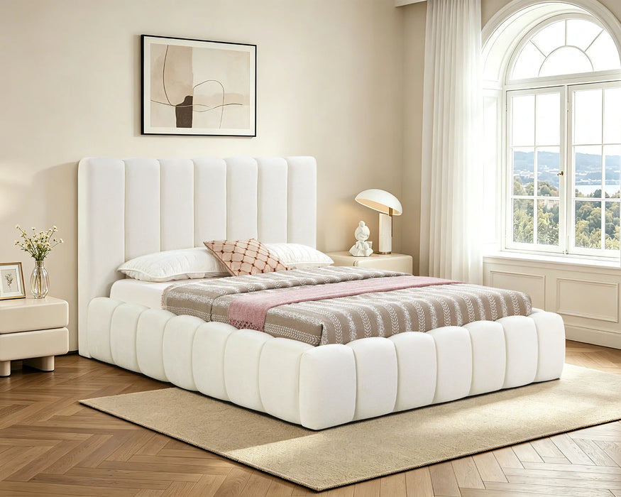 Base de lit MONTERO beige crème dans une chambre contemporaine