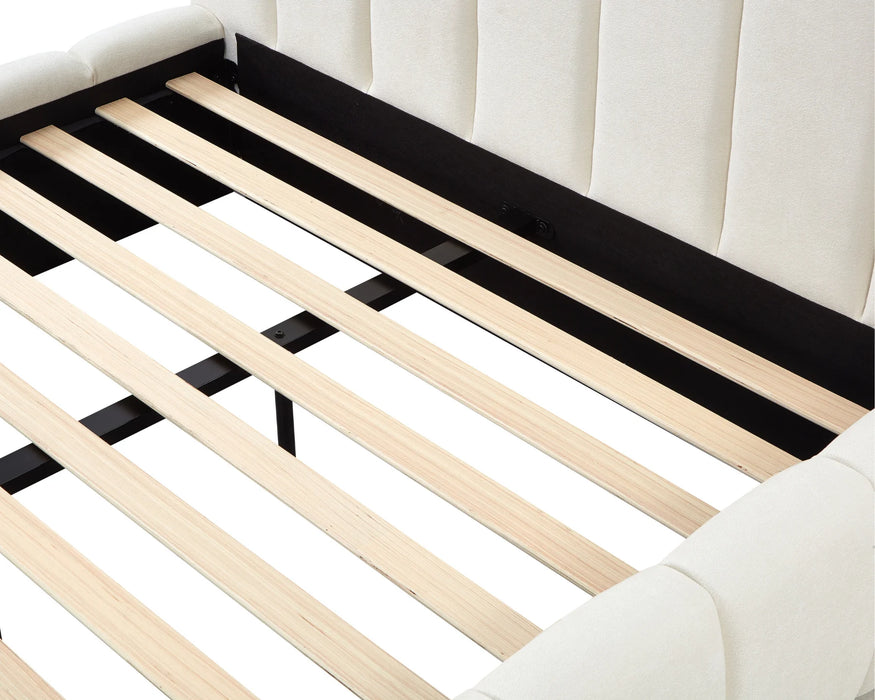 Zoom lattes de bois intégrées base de lit MONTERO beige crème