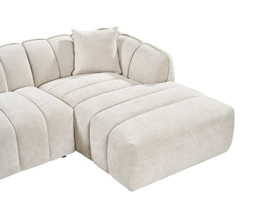 Zoom sur la méridienne du sectionnel NICO beige crème