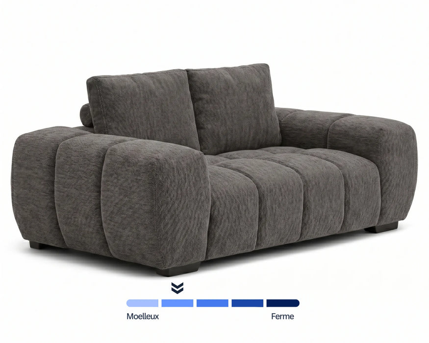Causeuse OLIVIA gris foncé, vue d'angle sur canapé complet